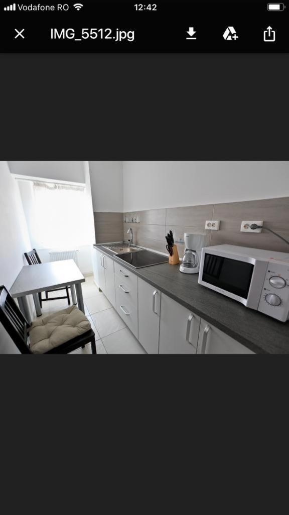 Alba Iulia Square - Apartments And Studios Bucureşti Ngoại thất bức ảnh